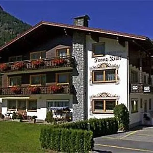 Vizensn Living 3*, Solden Austria